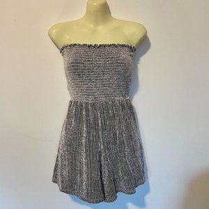Black and White Pinstriped Strapless Ruched Romper Shorts Tie Waist Stretchy